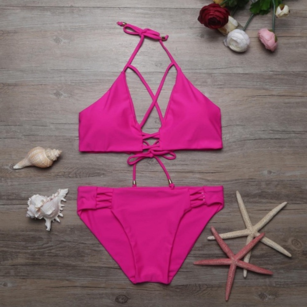 Pink Bikini - Picture 4 of 5